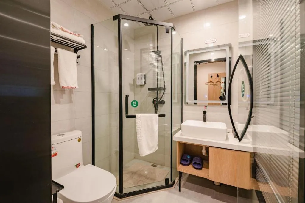 Shell Hotel Bozhou Lixin County Passenger Center