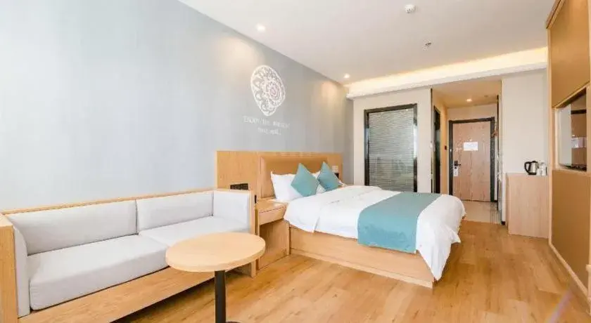 Bed in Shell Hotel Bozhou Lixin County Passenger Center Bed in Shell Hotel Bozhou Lixin County Passenger Center