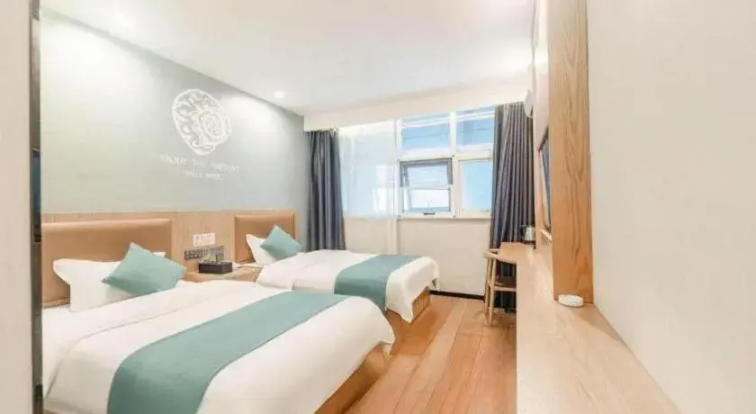 Bed in Shell Hotel Bozhou Lixin County Passenger Center Bed in Shell Hotel Bozhou Lixin County Passenger Center