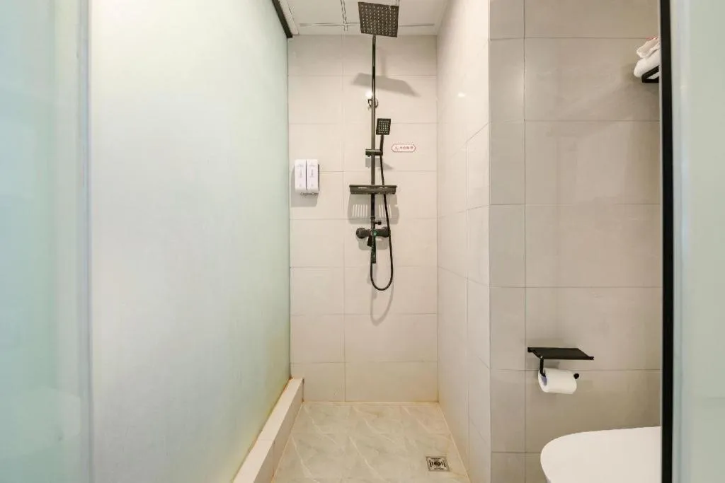 Shell Hotel Bozhou Lixin County Passenger Center