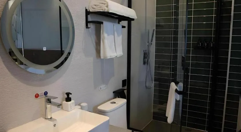 Green Tree Inn Express Inner Mongolia Ulan Qab High-Speed Railway Station