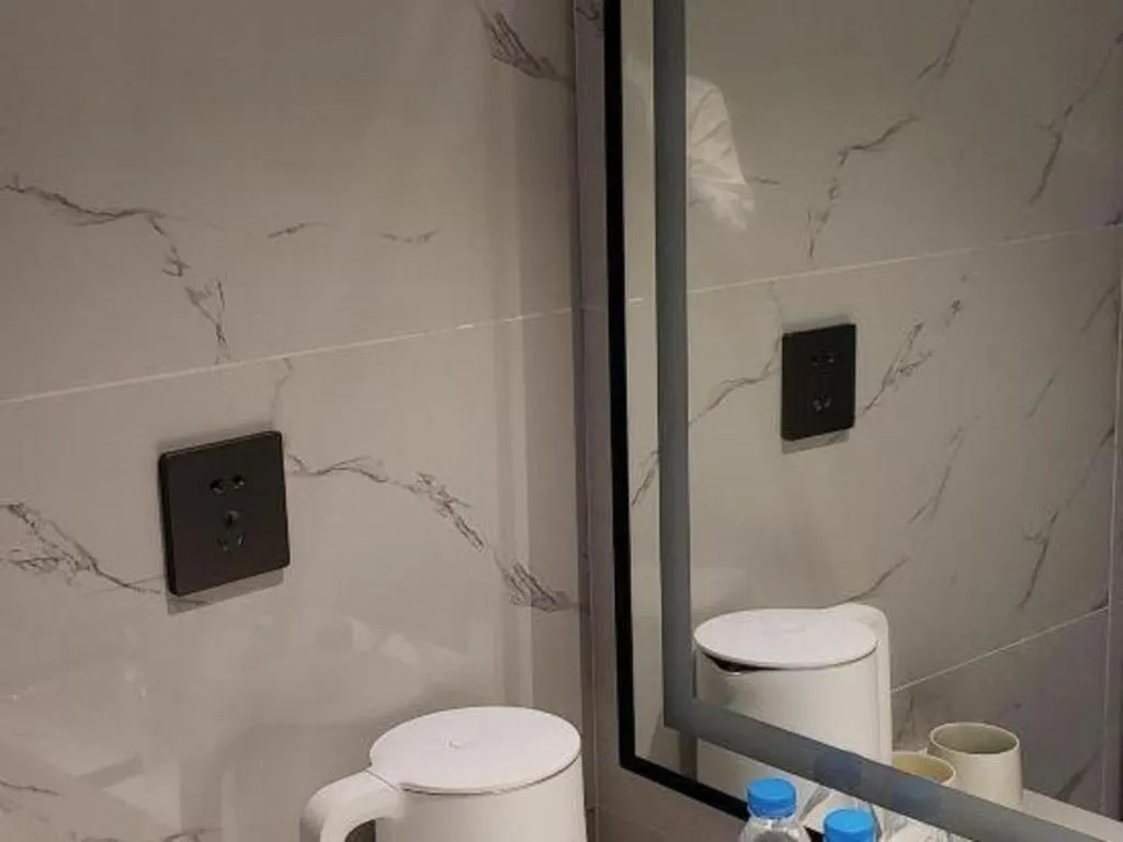 Gya Hotel Shanghai Xizang Bei Road Metro Station