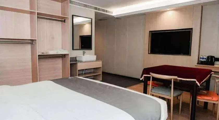 Bed in Green Tree Inn Express Tangshan Kaiping District Government Bed in Green Tree Inn Express Tangshan Kaiping District Government