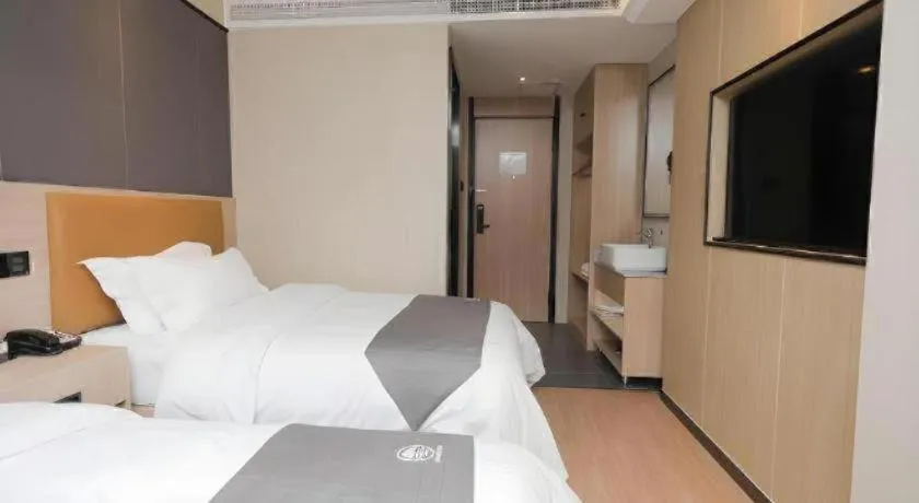 Bed in Green Tree Inn Express Tangshan Kaiping District Government