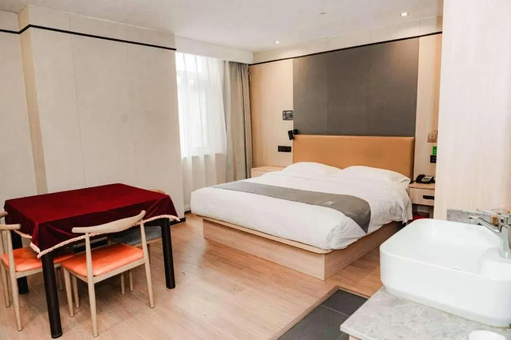 Bed in Green Tree Inn Express Tangshan Kaiping District Government