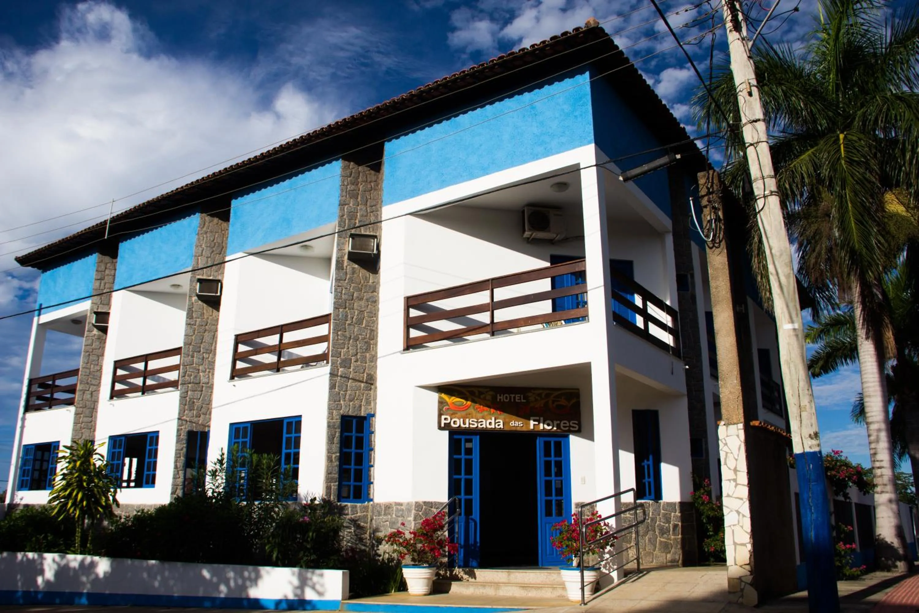 Facade/entrance in Pousada das Flores