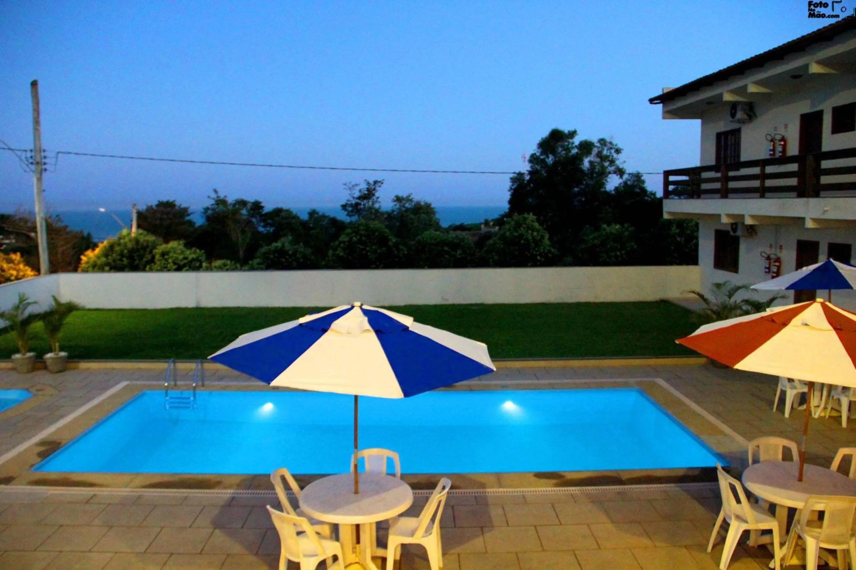 Swimming pool in Pousada das Flores