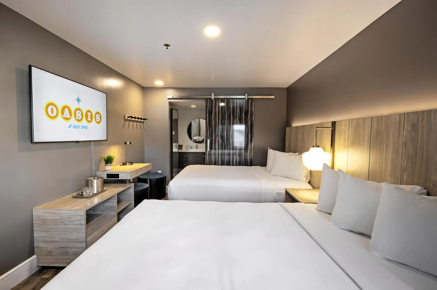 Bedroom, Bed in Oasis at Gold Spike