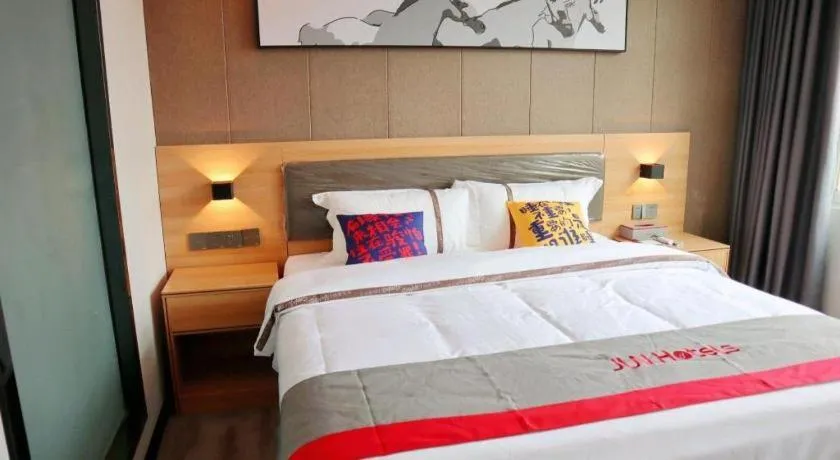 Bed in Jun Hotel Guangdong Zhanjiang Xiashan South Railway Station