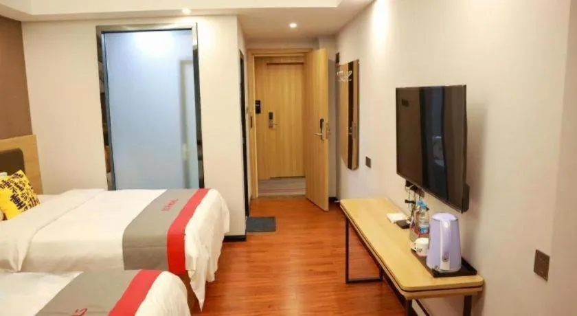 Bed in Jun Hotel Guangdong Zhanjiang Xiashan South Railway Station