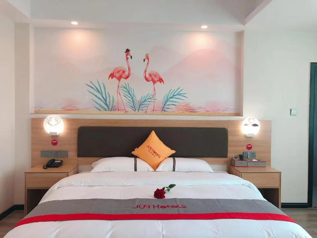 Bed in Jun Hotel Guangdong Zhanjiang Xiashan South Railway Station