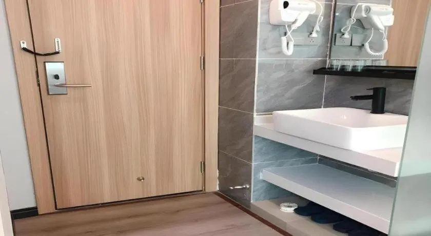 Bed in Jun Hotel Guangdong Zhanjiang Xiashan South Railway Station