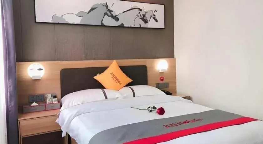 Bed in Jun Hotel Guangdong Zhanjiang Xiashan South Railway Station Bed in Jun Hotel Guangdong Zhanjiang Xiashan South Railway Station