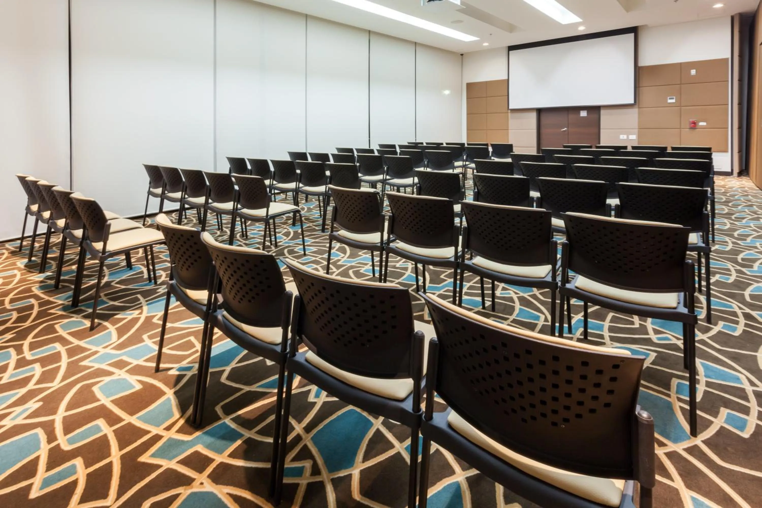 Meeting/conference room in Holiday Inn Express & Suites Bogota Zona G By IHG