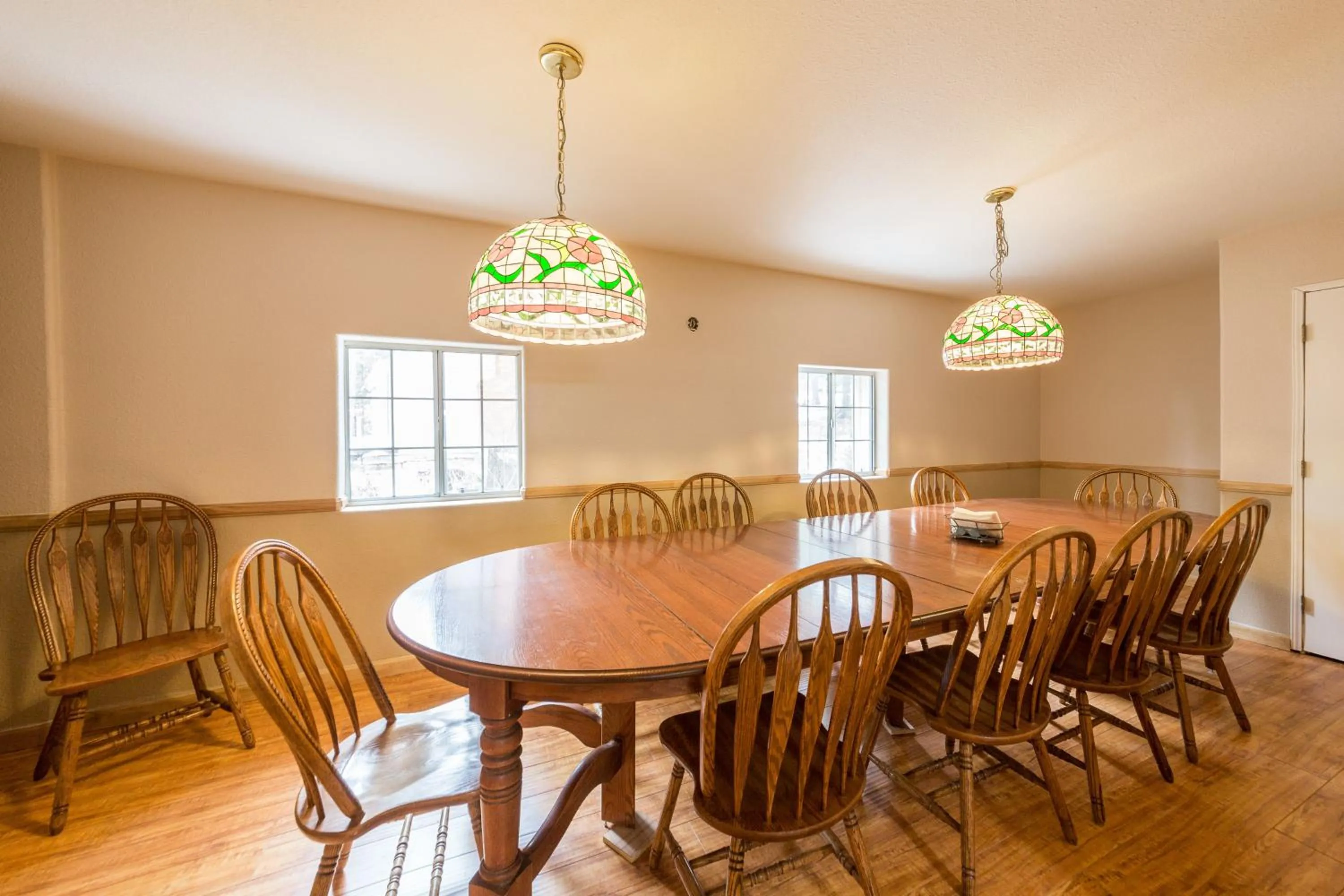 Living room in Inside Yosemite Winter Wonderland