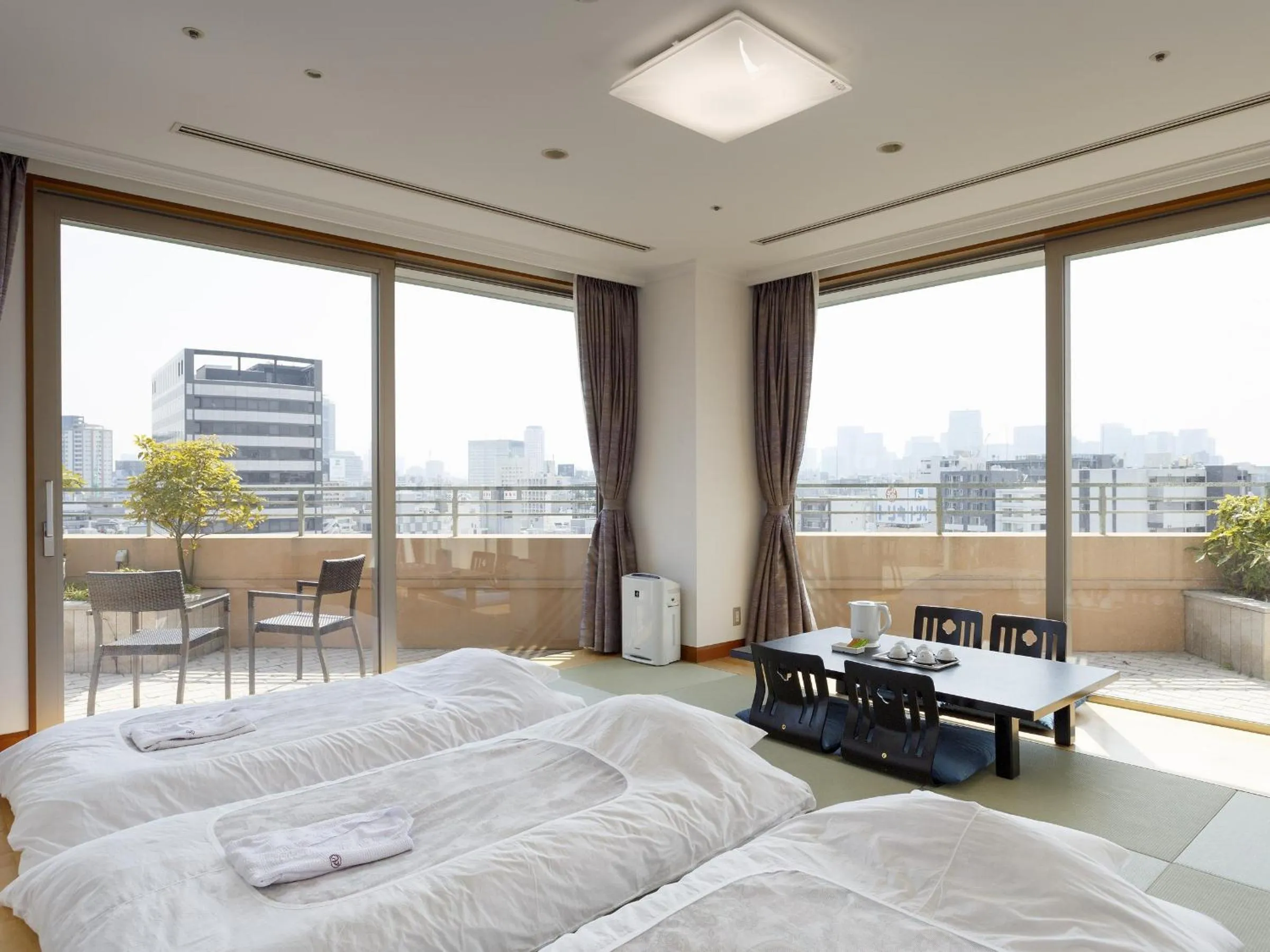 Photo of the whole room, Bed in Ryogoku View Hotel