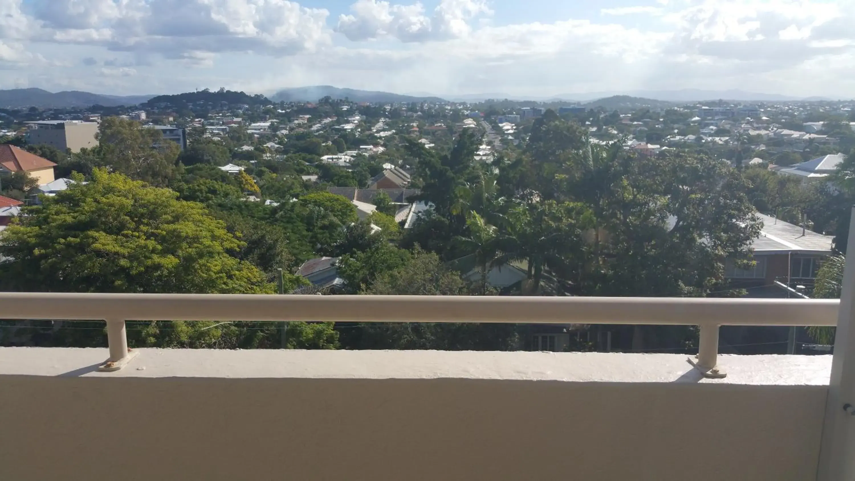 Garden view in Hampton Court Apartments Garden view in Hampton Court Apartments