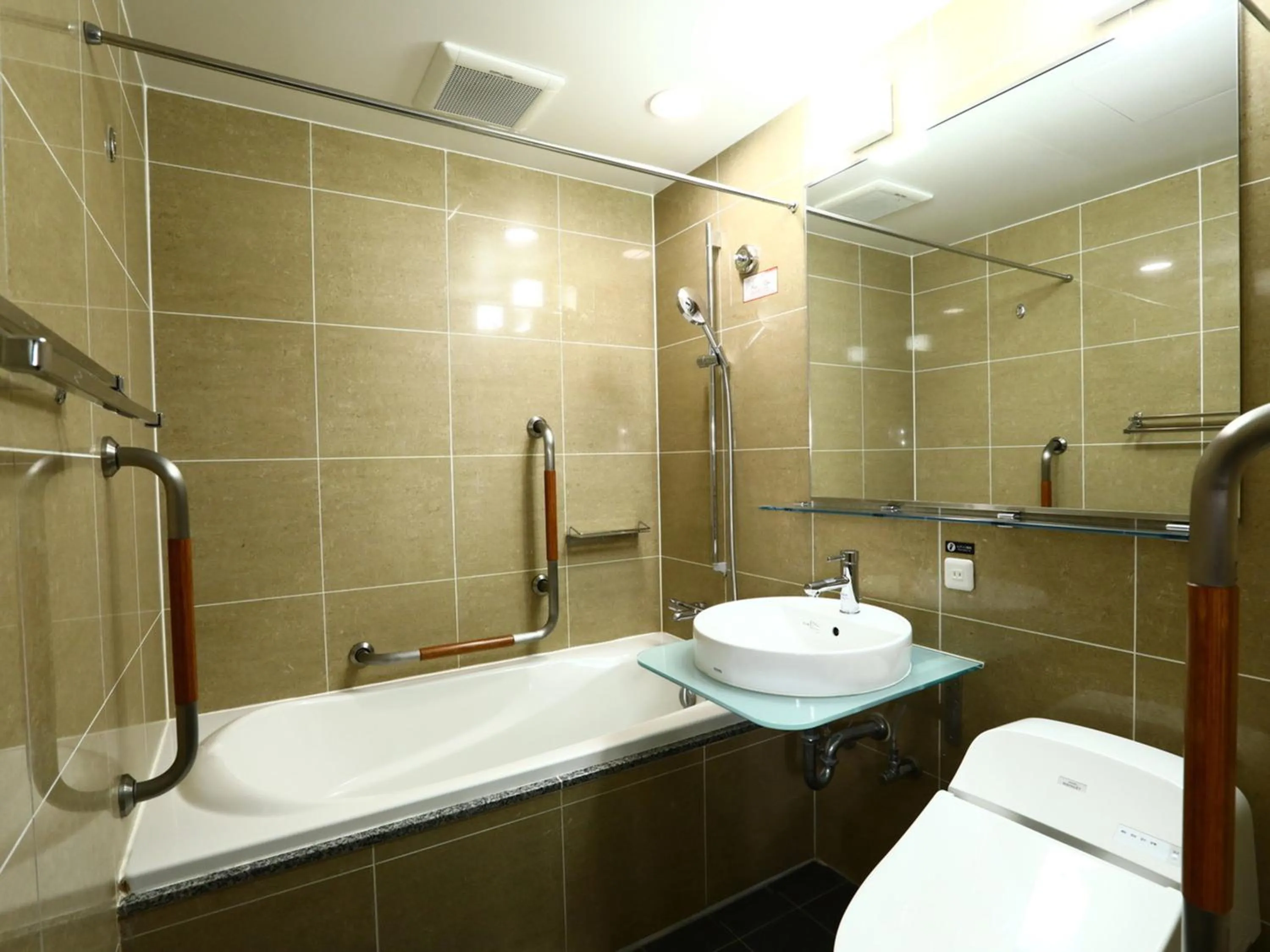 Bathroom in APA Hotel Higashi Shinjuku Kabukicho