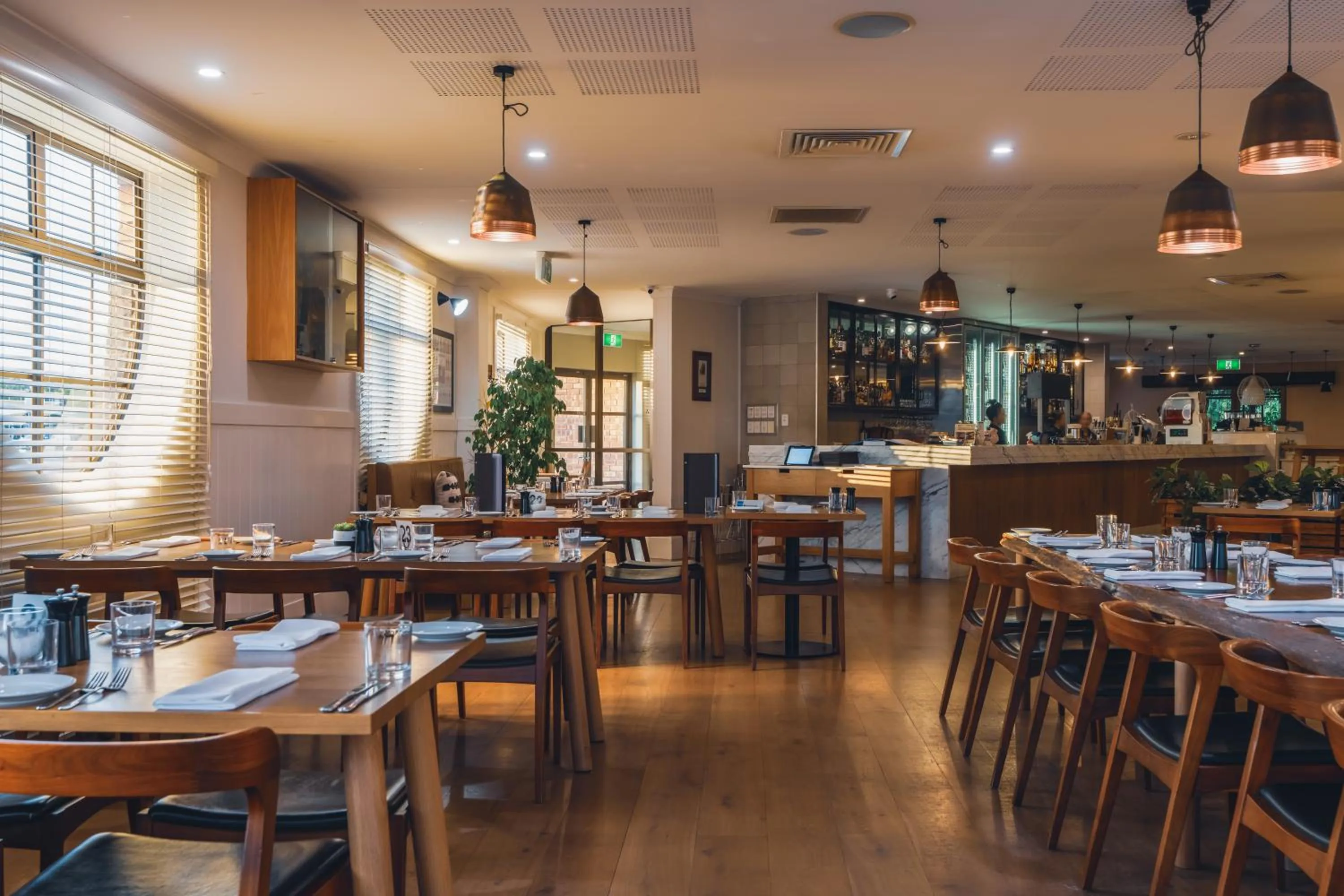 Restaurant/places to eat in Western Gateway Motel and Apartments