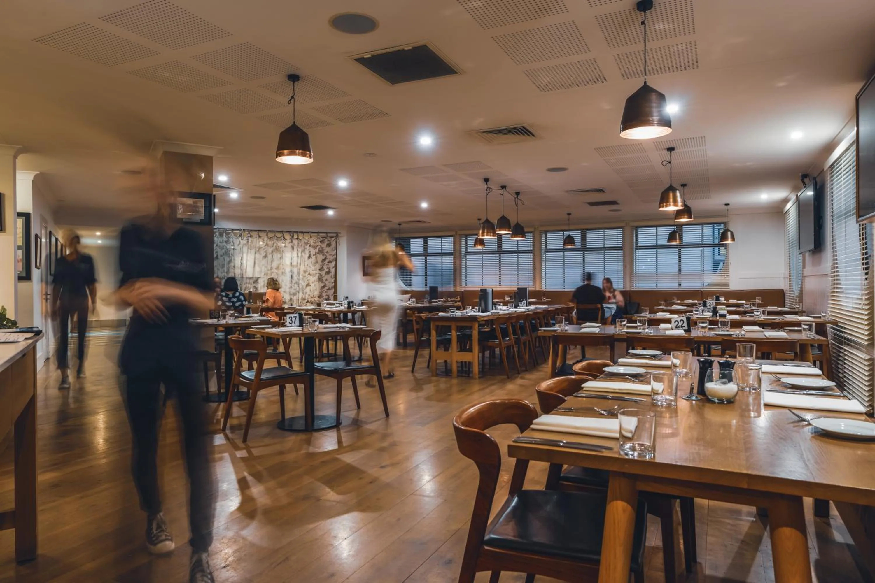 Restaurant/places to eat in Western Gateway Motel and Apartments