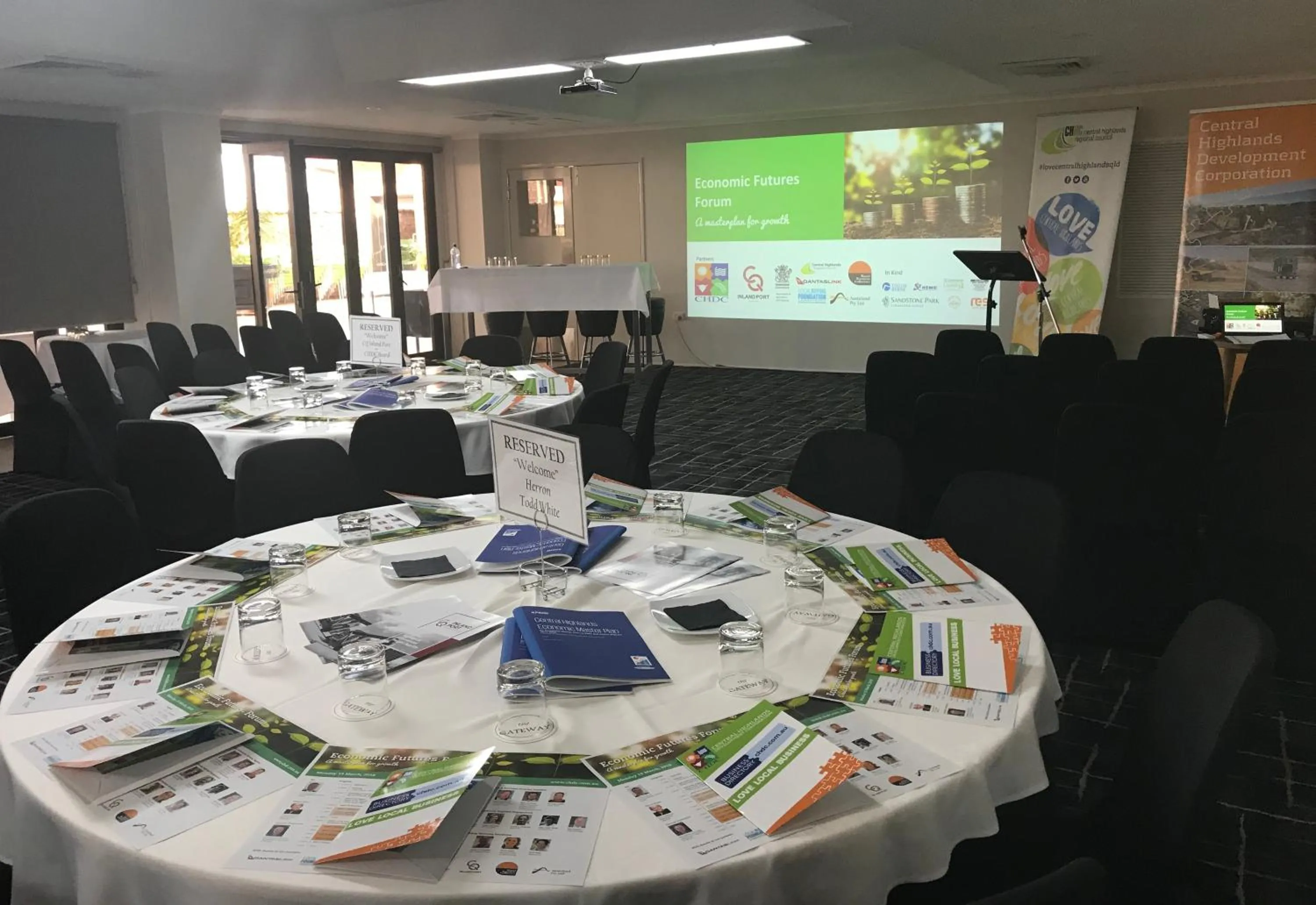 Banquet/Function facilities in Western Gateway Motel and Apartments