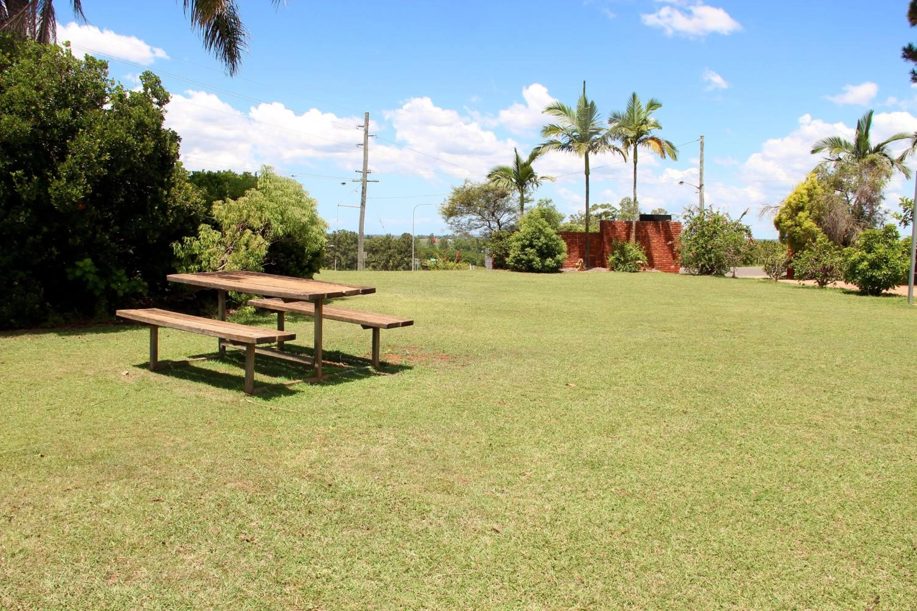 Garden in Childers Gateway Motor Inn