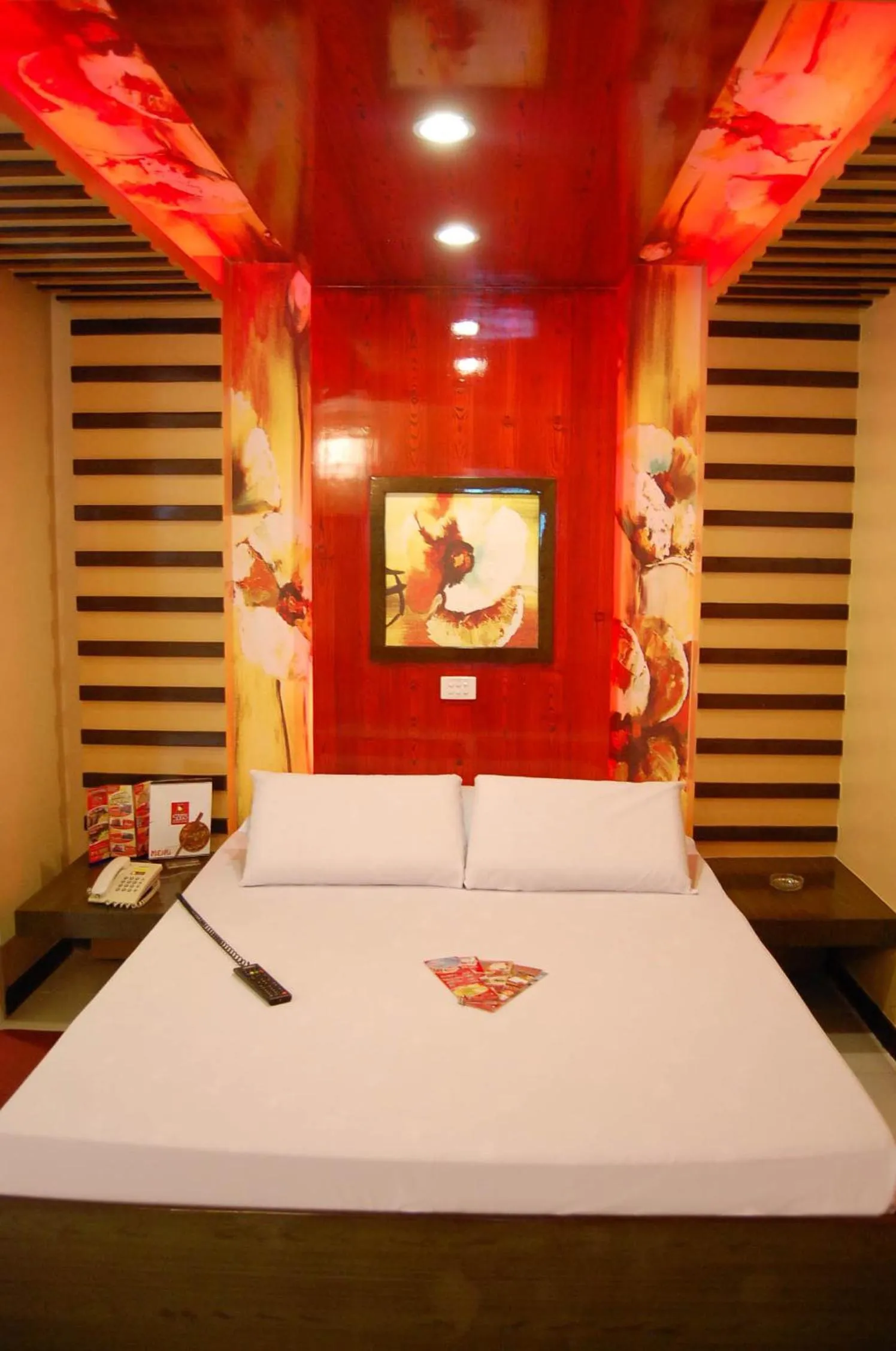 Bedroom, Bed in Hotel Sogo Quezon Avenue