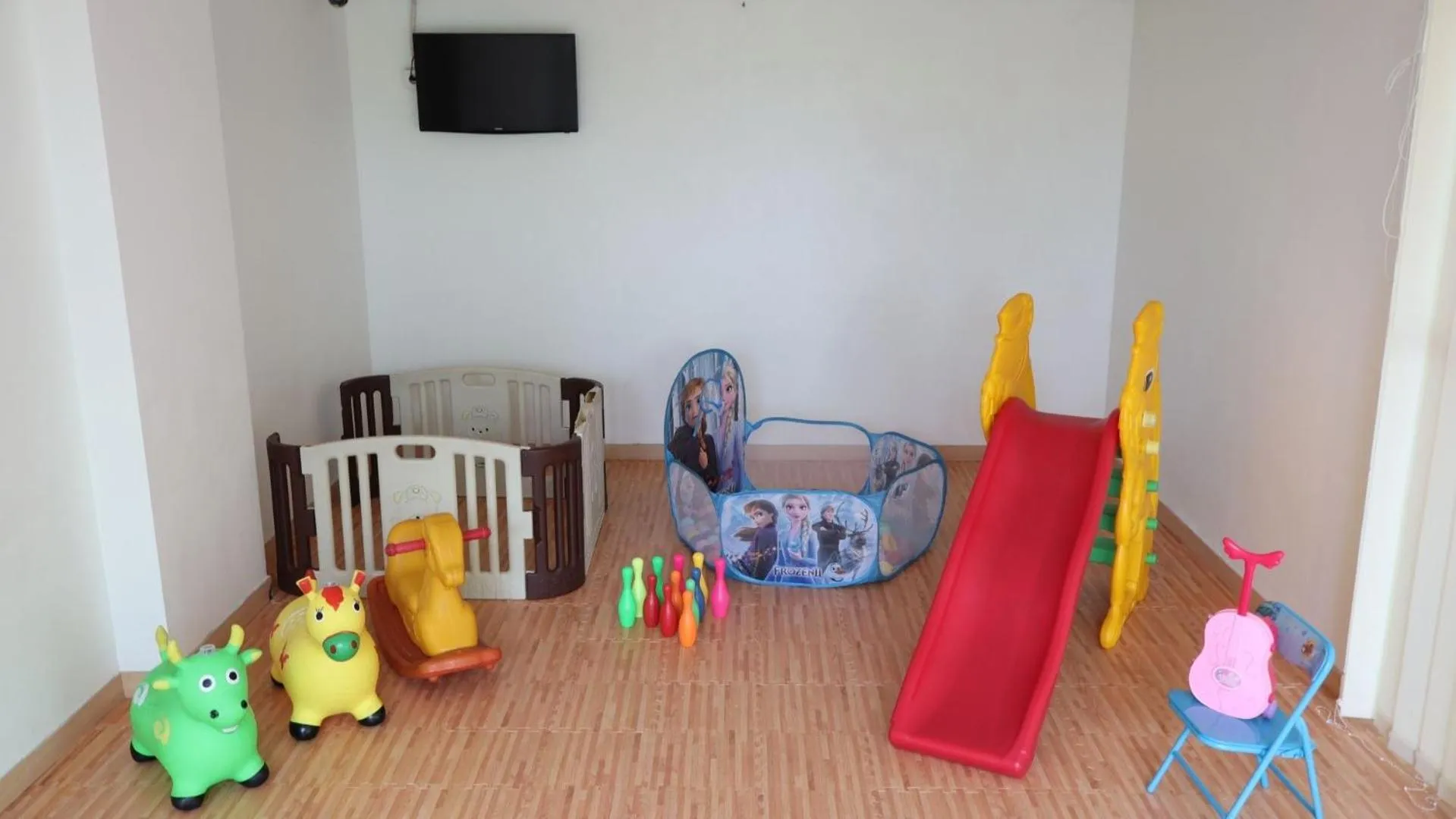 Kids's club in HARRIS Hotel Kuta Galleria