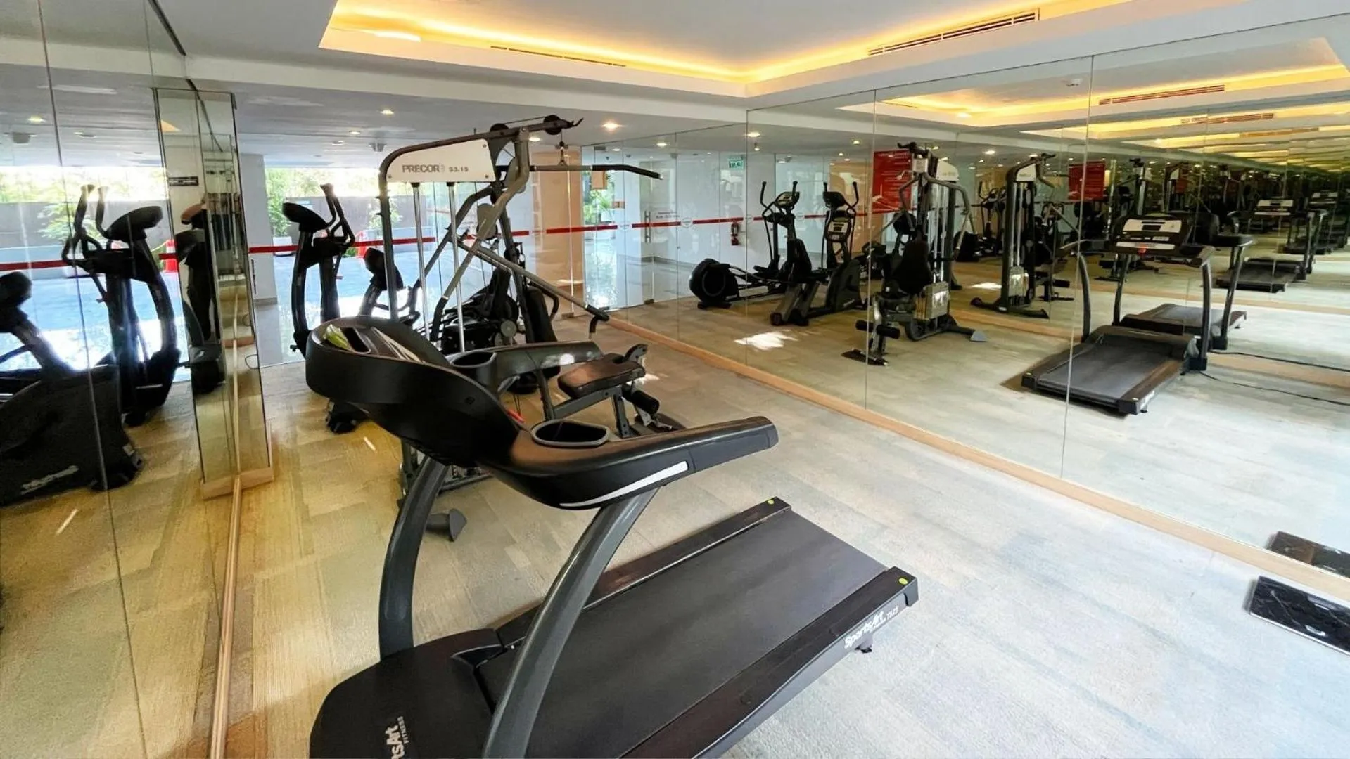 Fitness centre/facilities in HARRIS Hotel Kuta Galleria