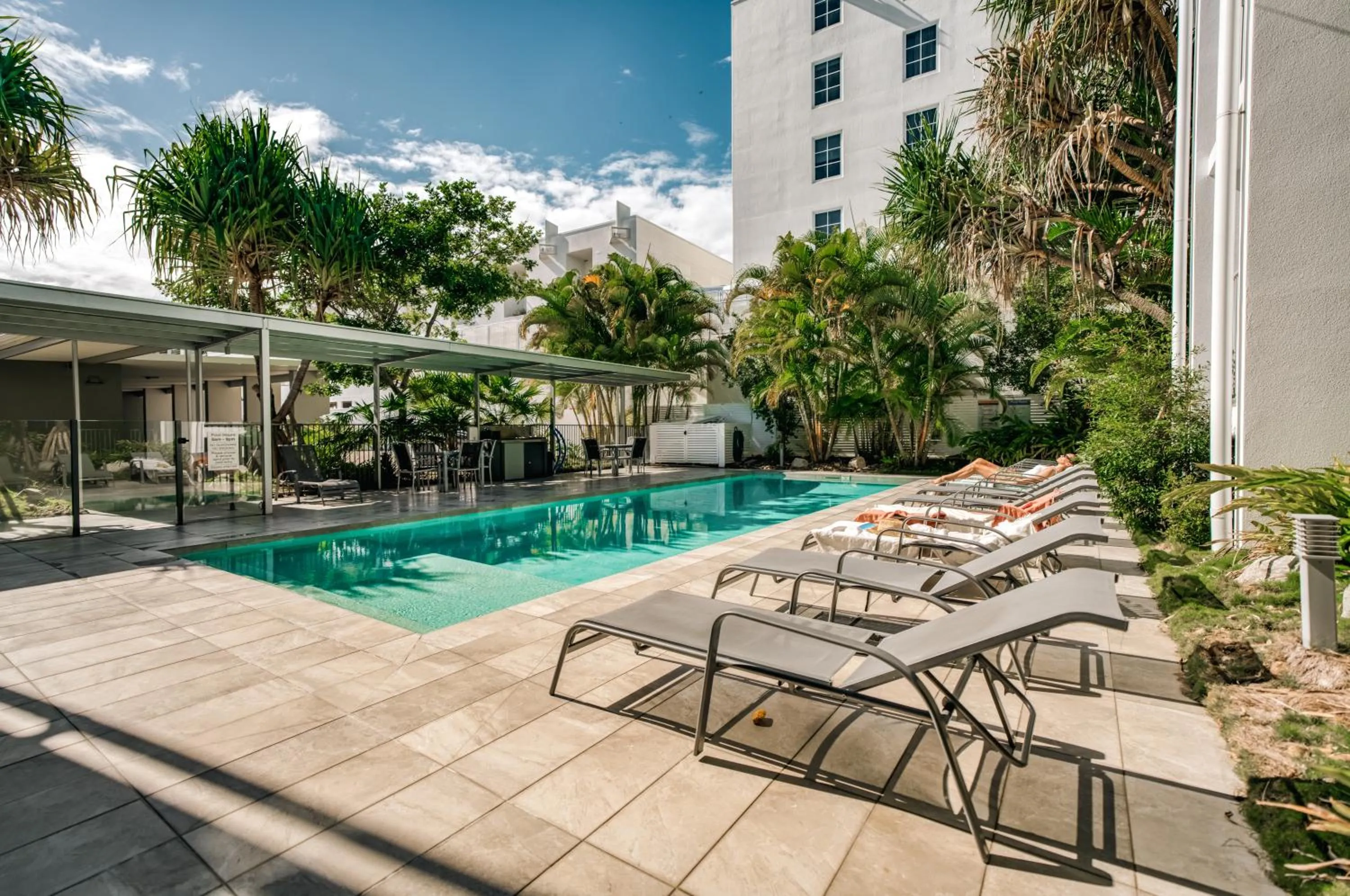 Swimming pool in Jacaranda Noosa