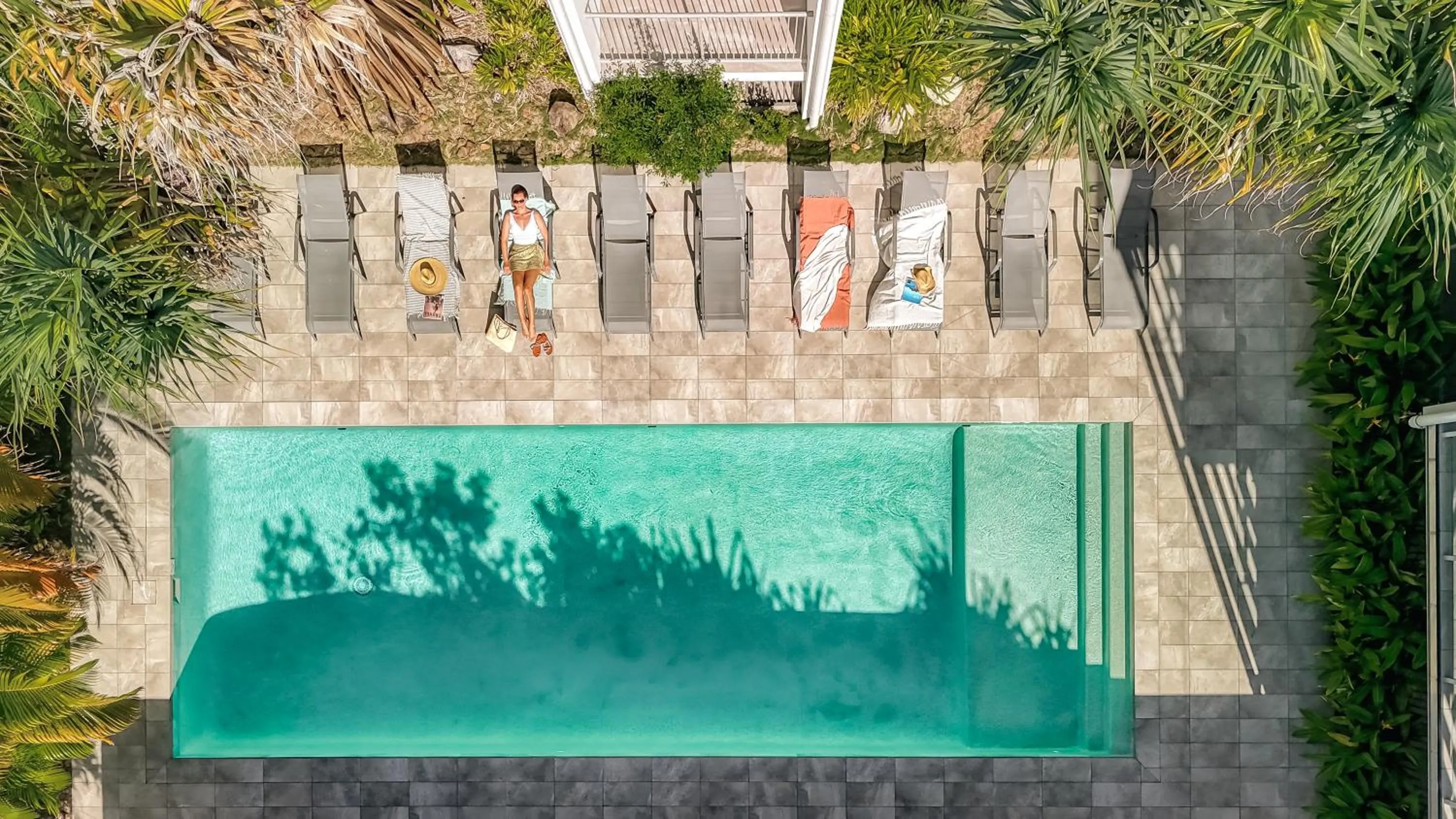 Swimming pool in Jacaranda Noosa