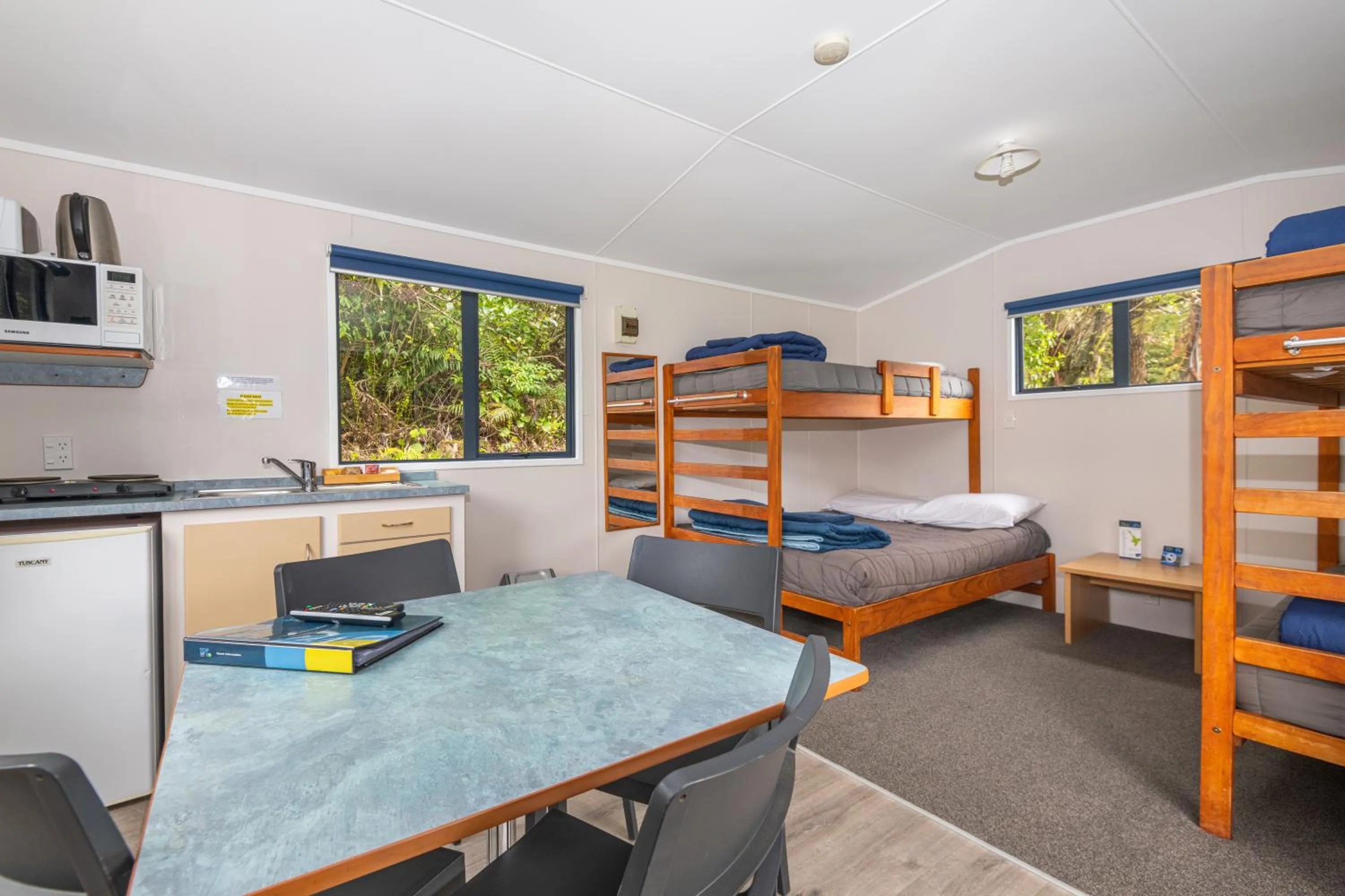 Bed in Blue Lake TOP 10 Holiday Park