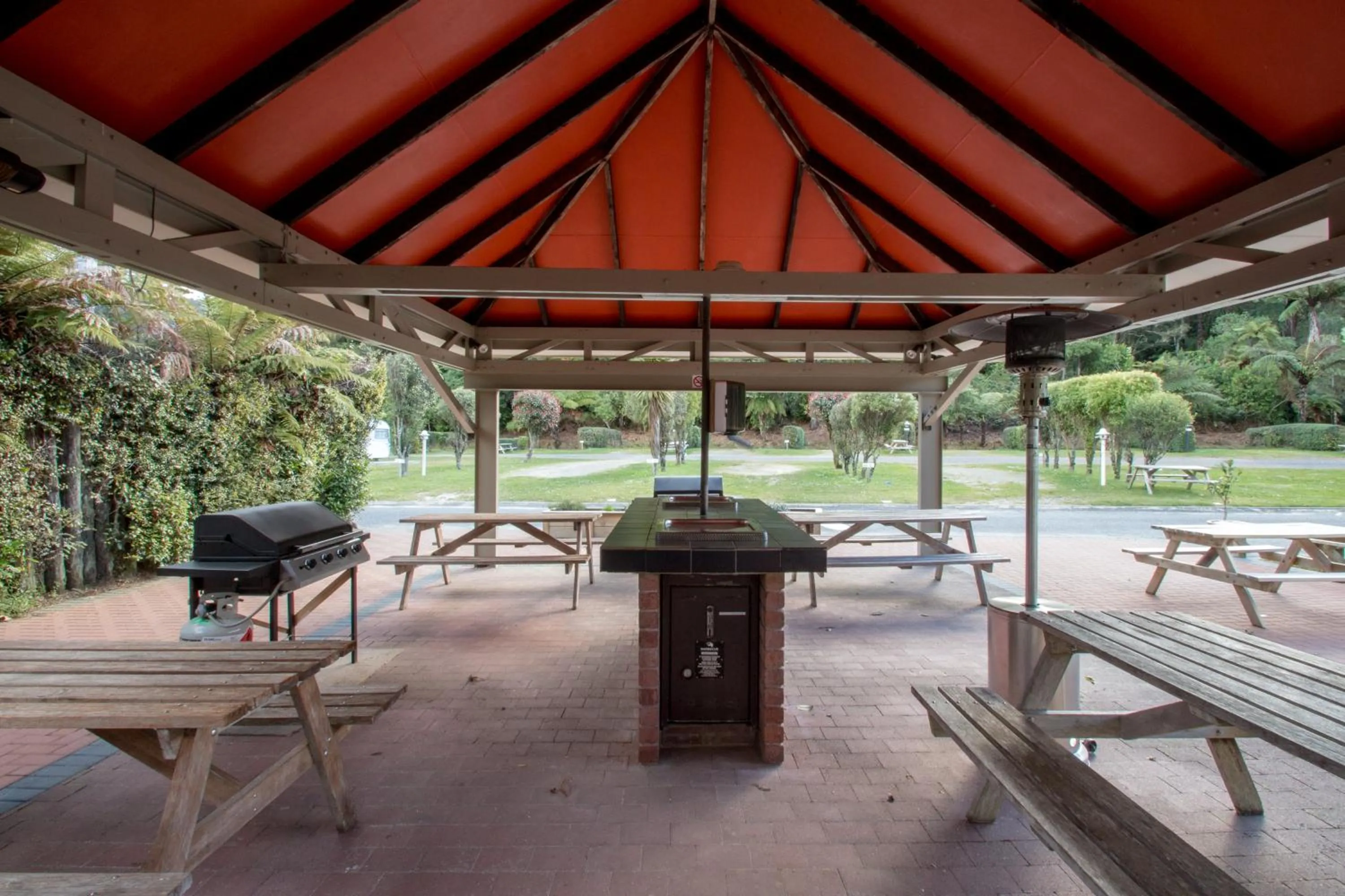 Blue Lake TOP 10 Holiday Park