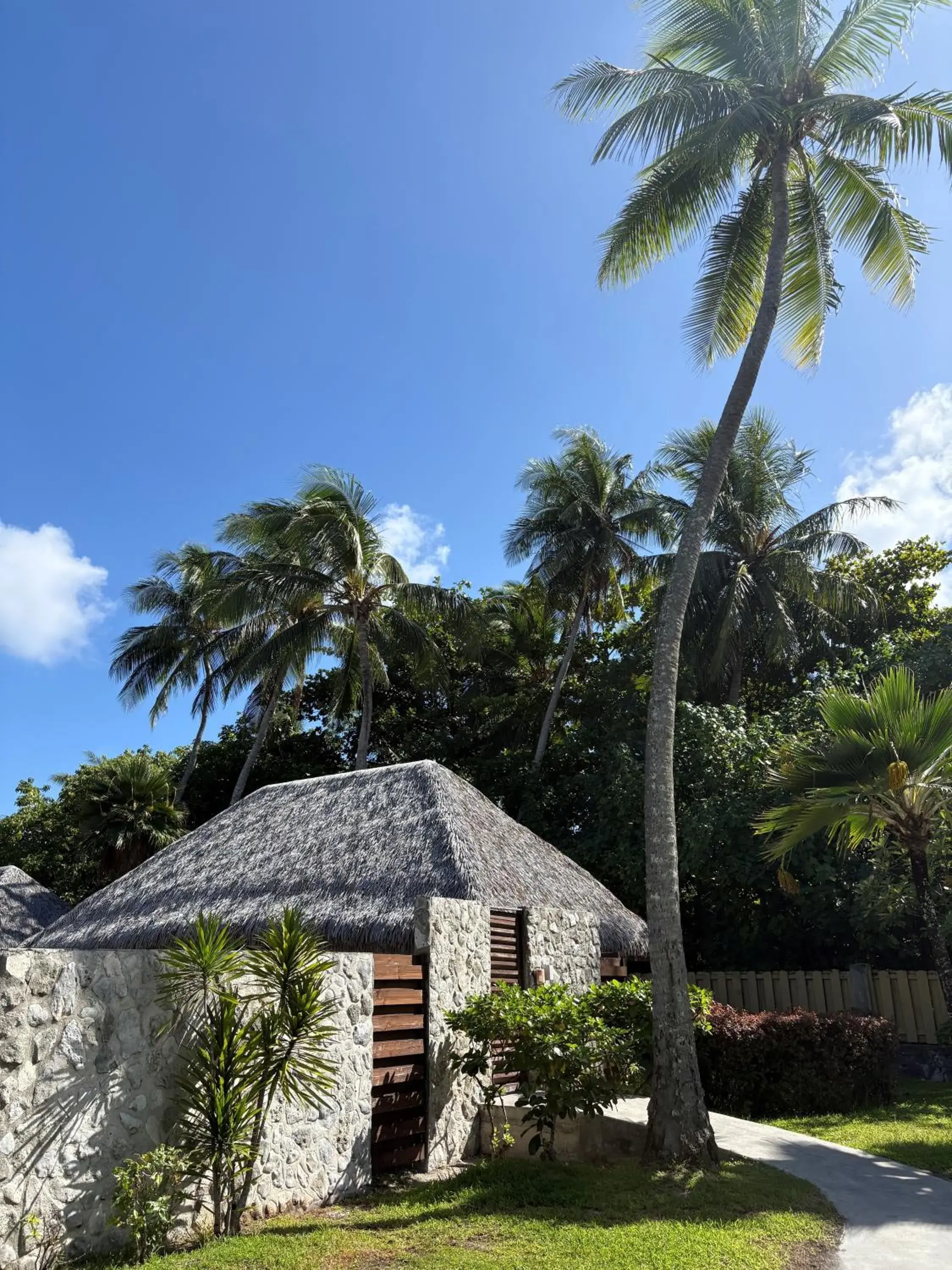 Facade/entrance in Hotel Kia Ora Resort & Spa Facade/entrance in Hotel Kia Ora Resort & Spa