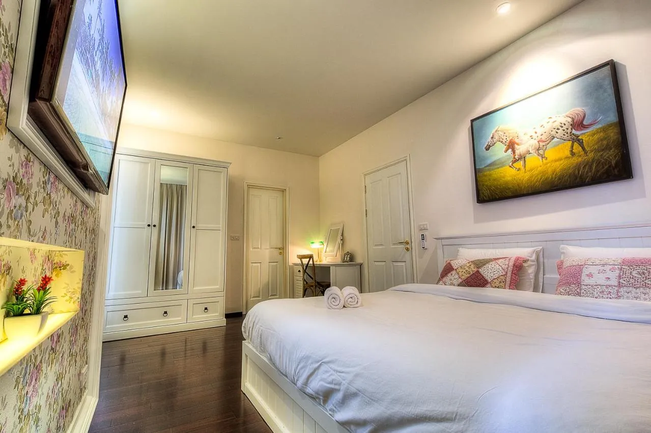 Photo of the whole room, Bed in The Title Boutique Phuket