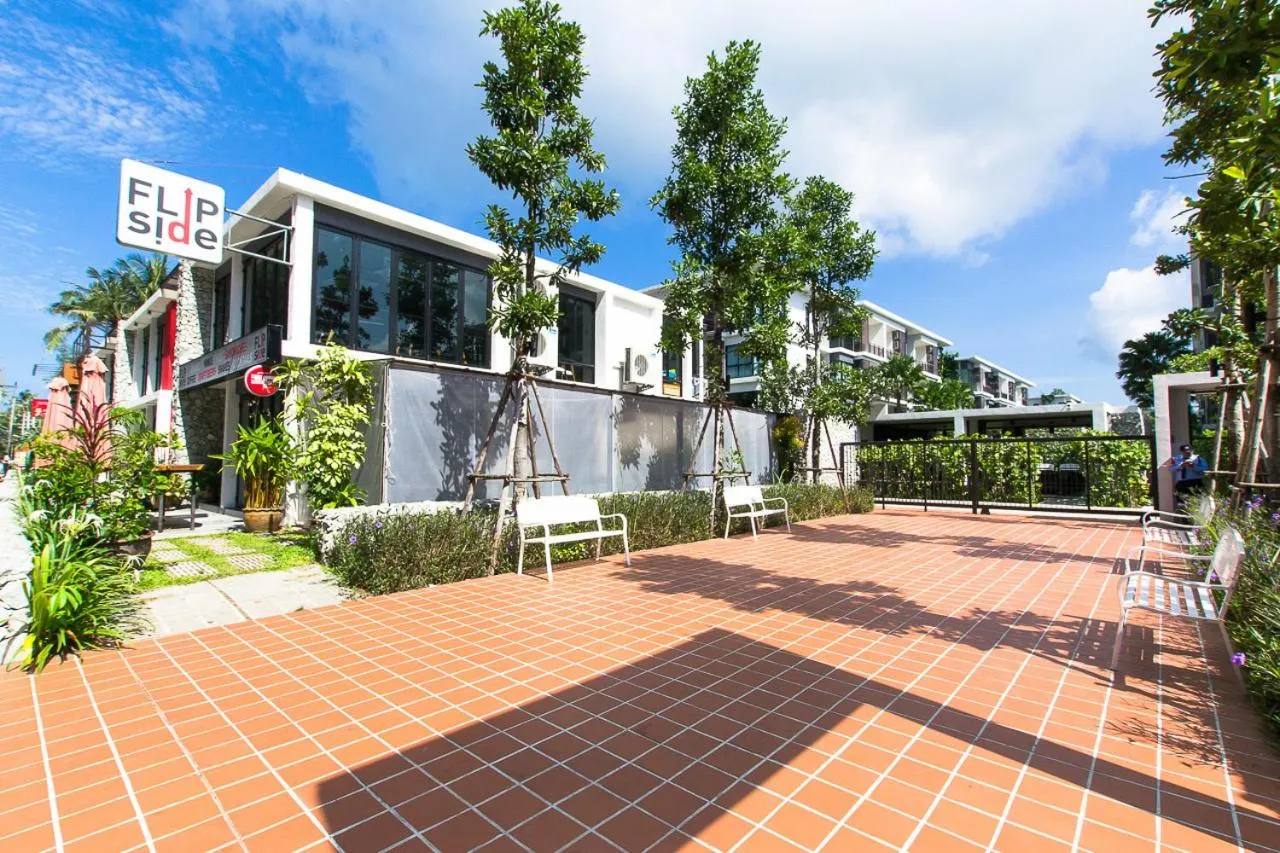 Restaurant/places to eat in The Title Boutique Phuket