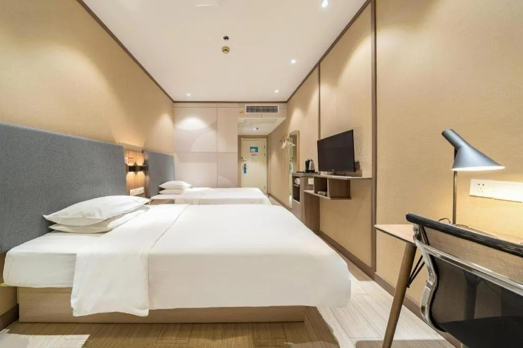 Hanting Hotel Shanghai Qingpu Caoying Road Metro Station