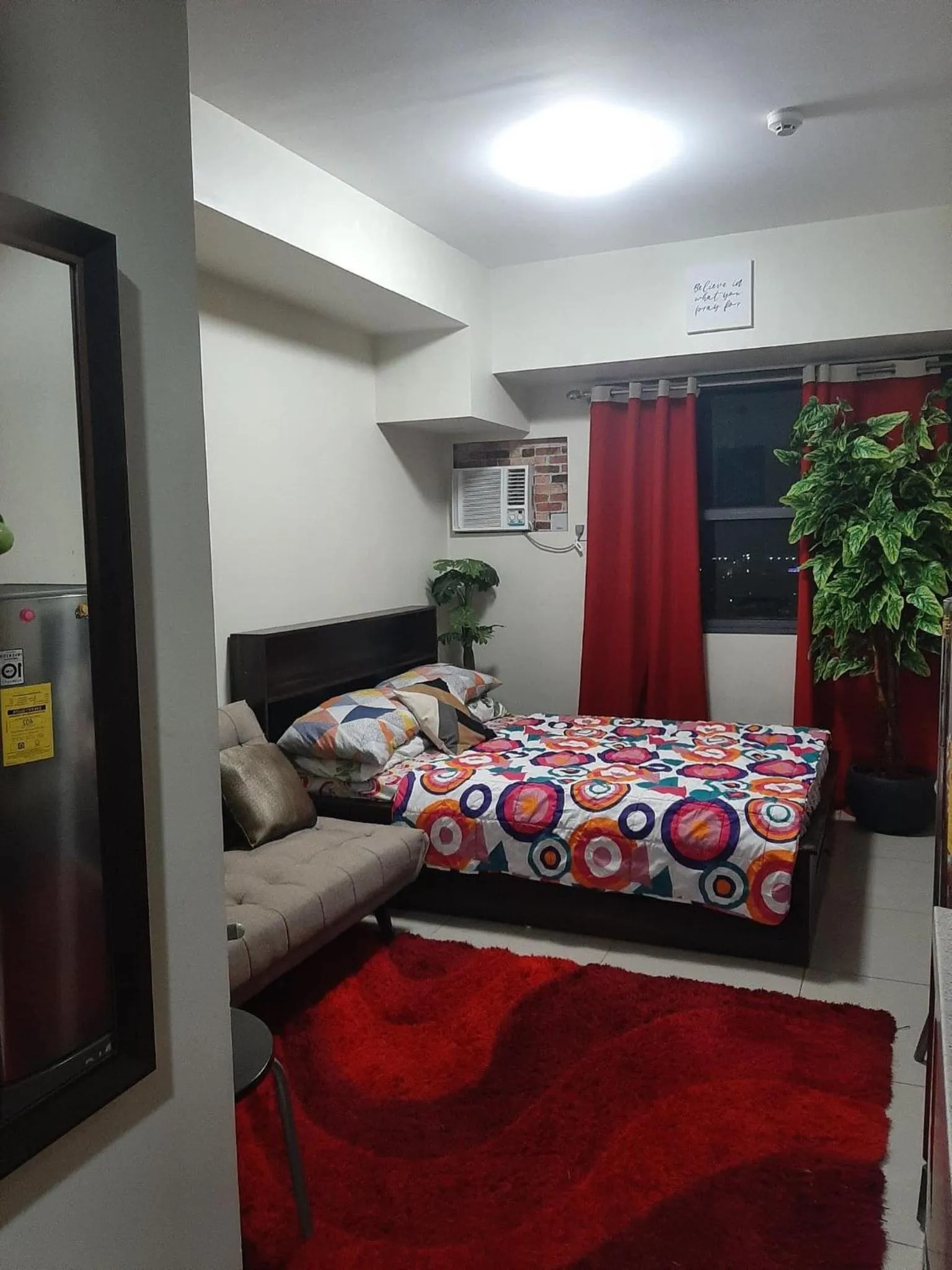 Bed in Horizons 101, Studio good for 2 person