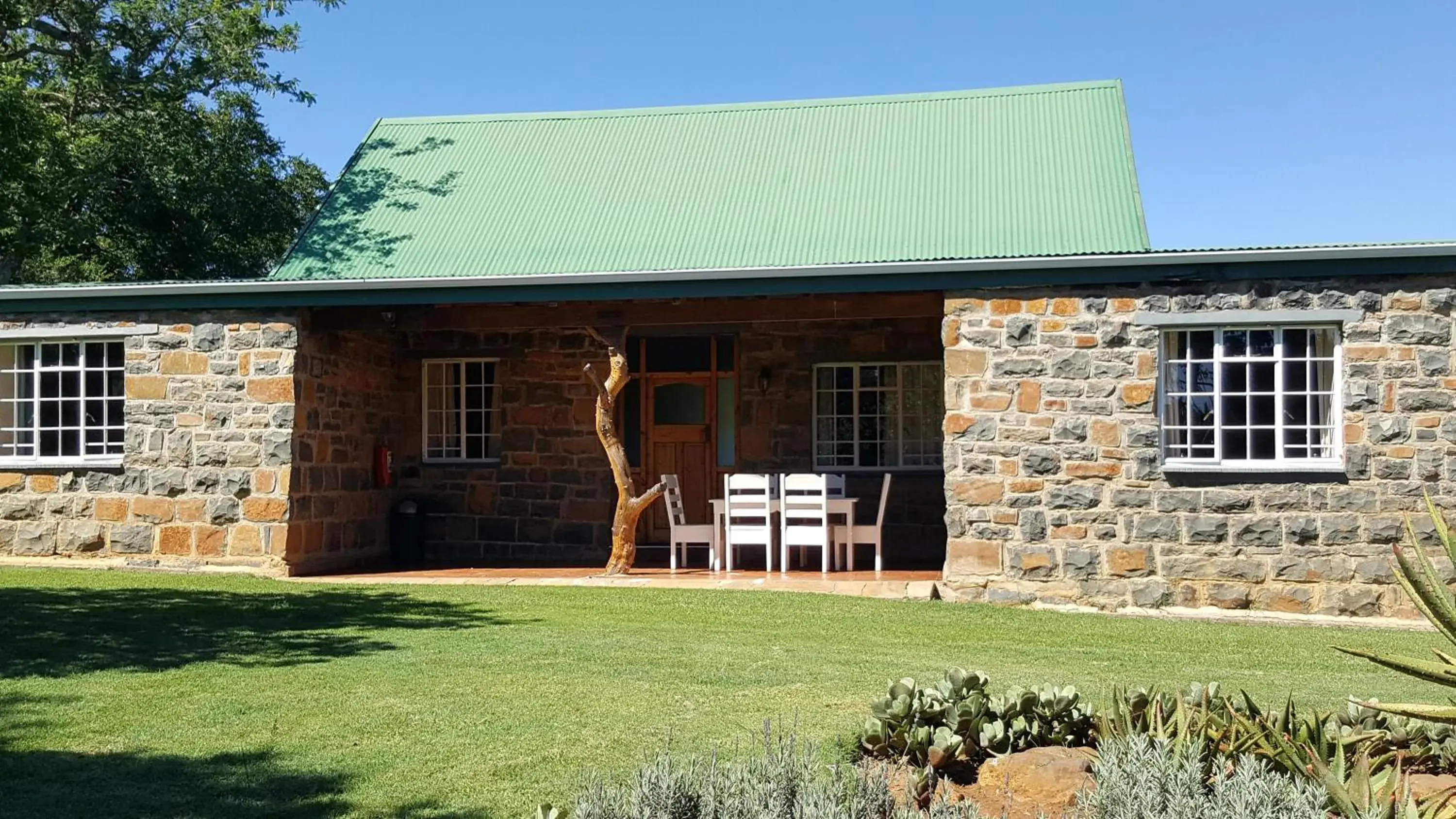 Three-Bedroom Cottage in Spion Kop Lodge Three-Bedroom Cottage in Spion Kop Lodge