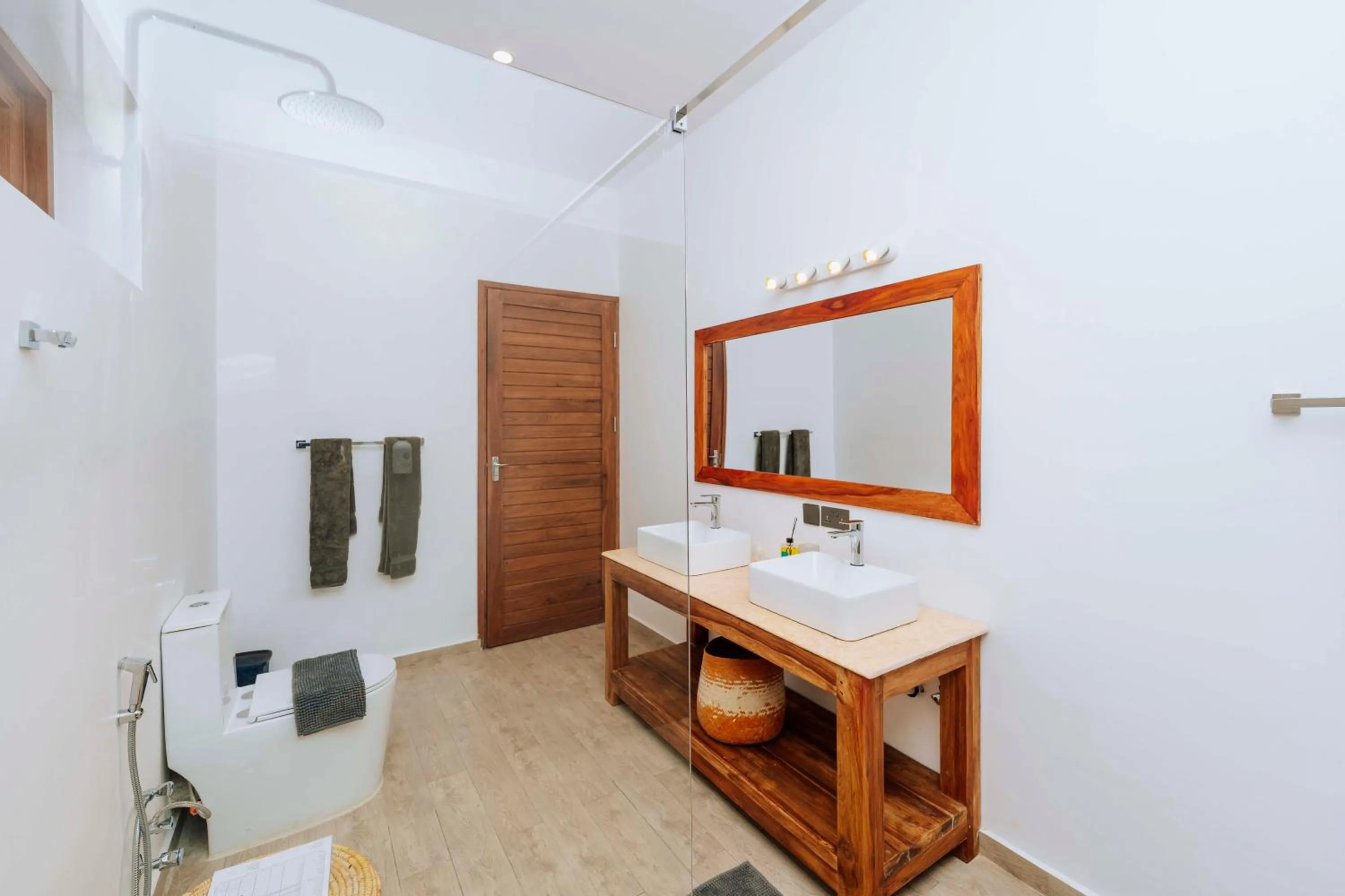 Bathroom in Pongwe Beach Hotel