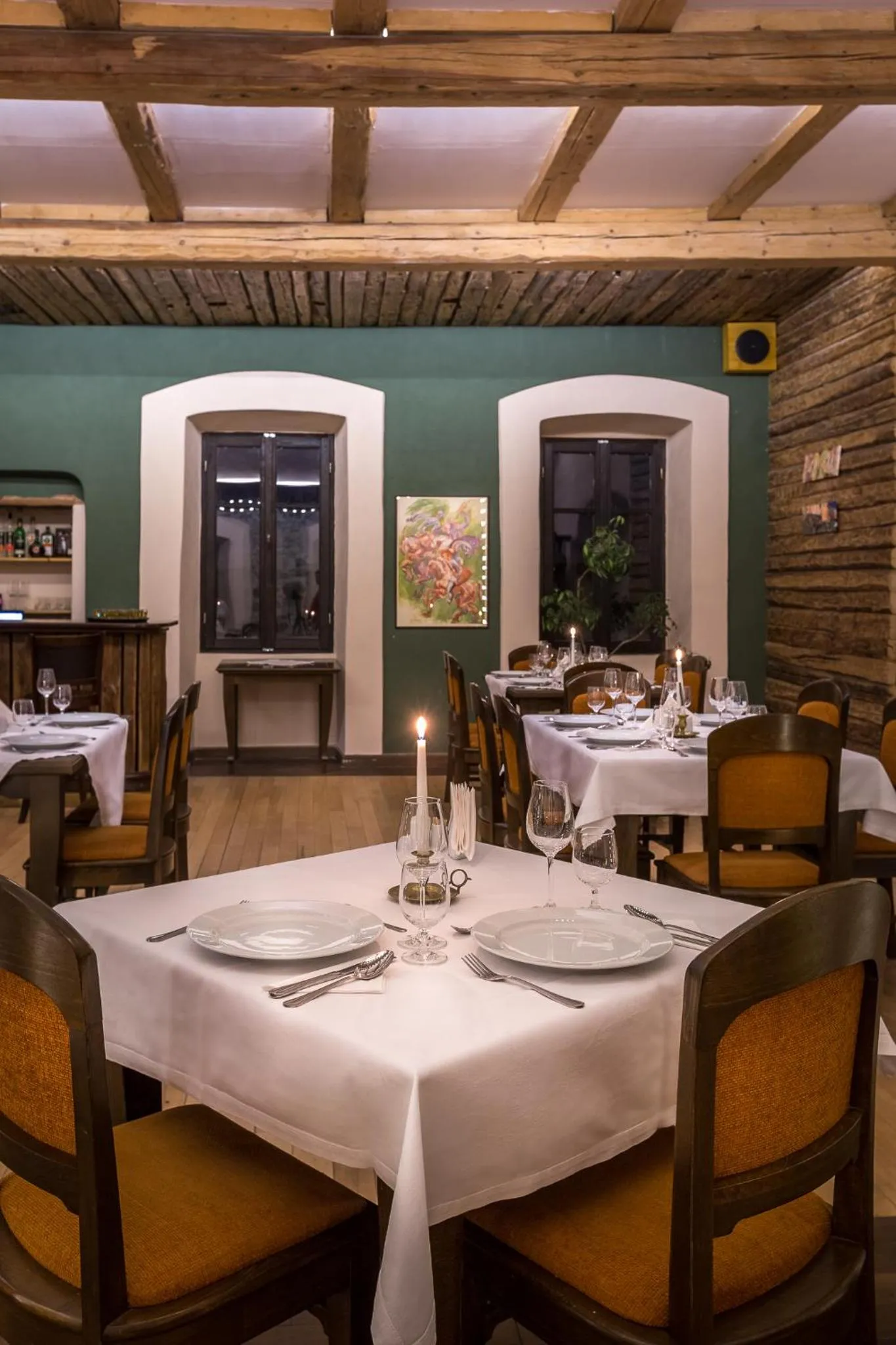 Restaurant/places to eat in Castle Hotel Daniel