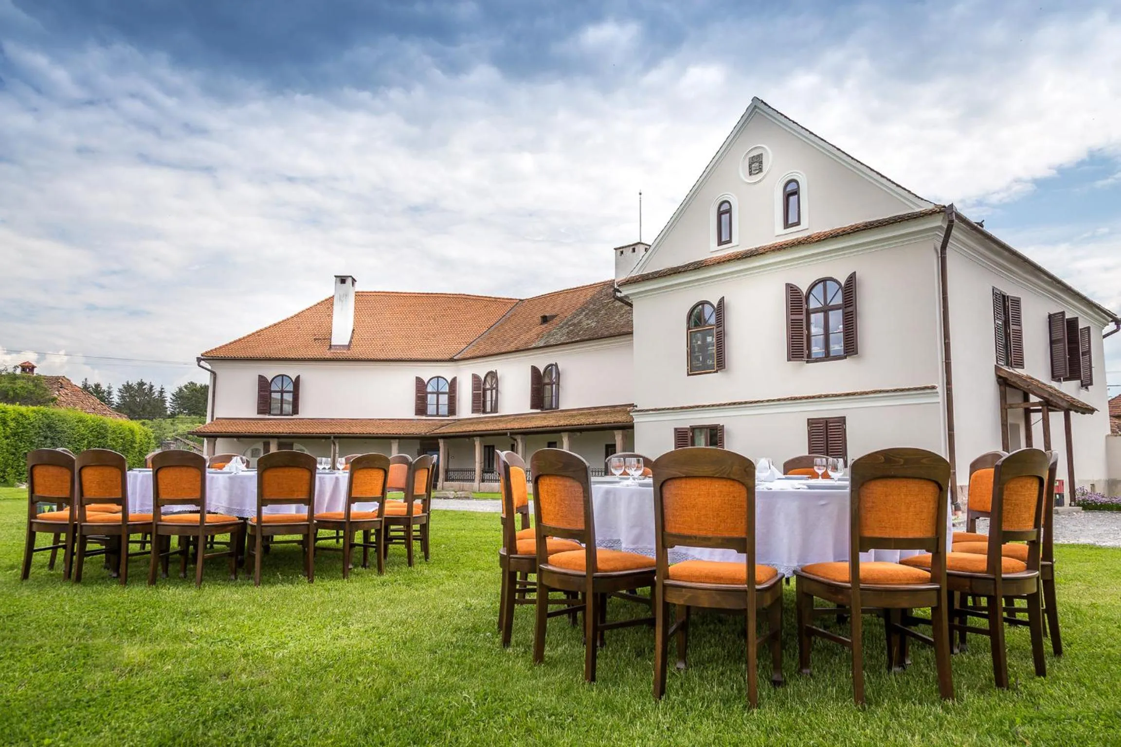 BBQ facilities in Castle Hotel Daniel