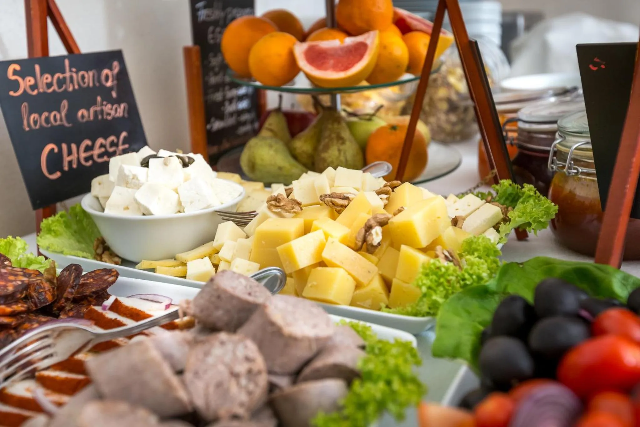 Buffet breakfast in Castle Hotel Daniel