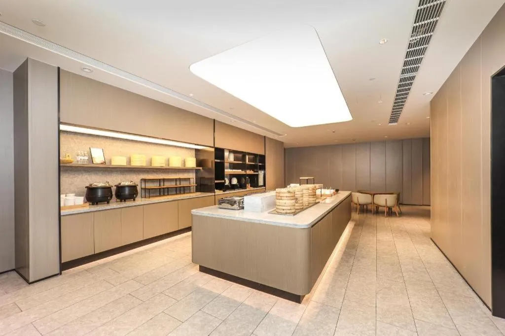 Ji Hotel Shanghai Xujiahui Guanshengyuan Road