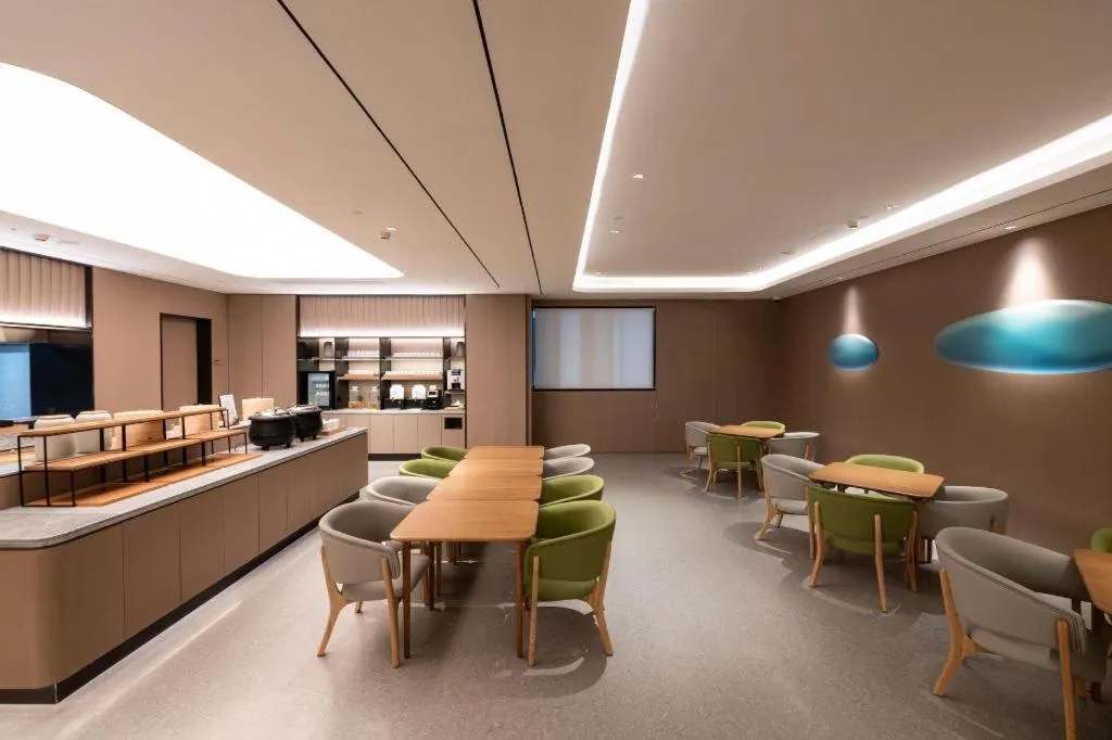 Ji Hotel Shanghai Pudong Airport Free Trade Zone