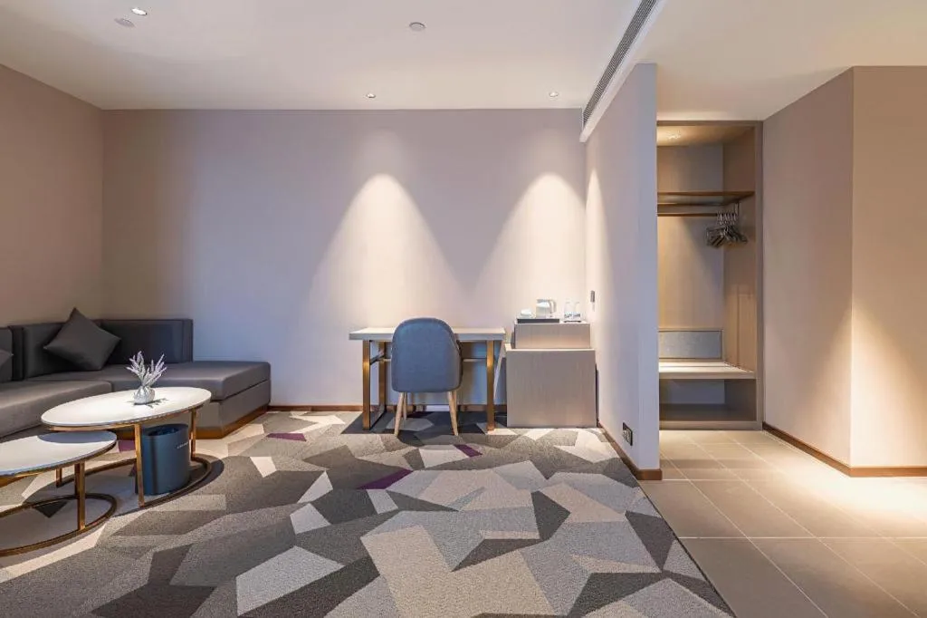 Lavande Hotel Tianjin Huayuan