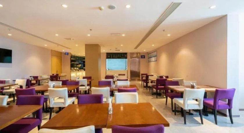 Lavande Hotel Shenyang Middle Street Walking Street Metro Station