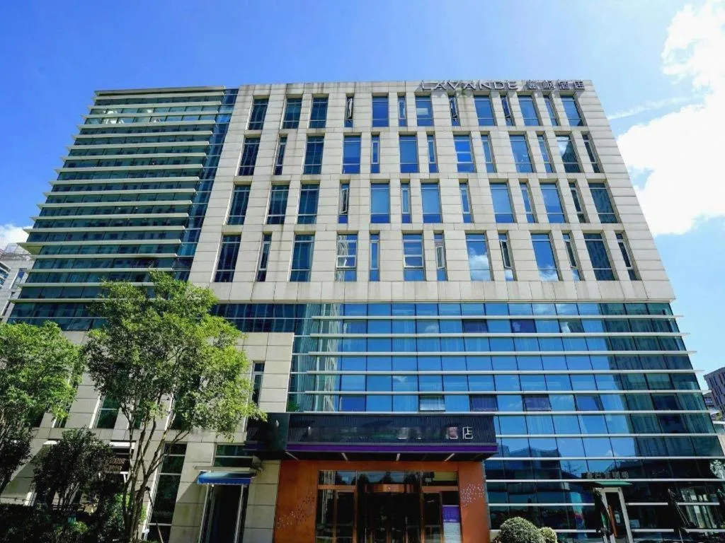 Lavande Hotel Shanghai Jing'an Shibei Gaoxin