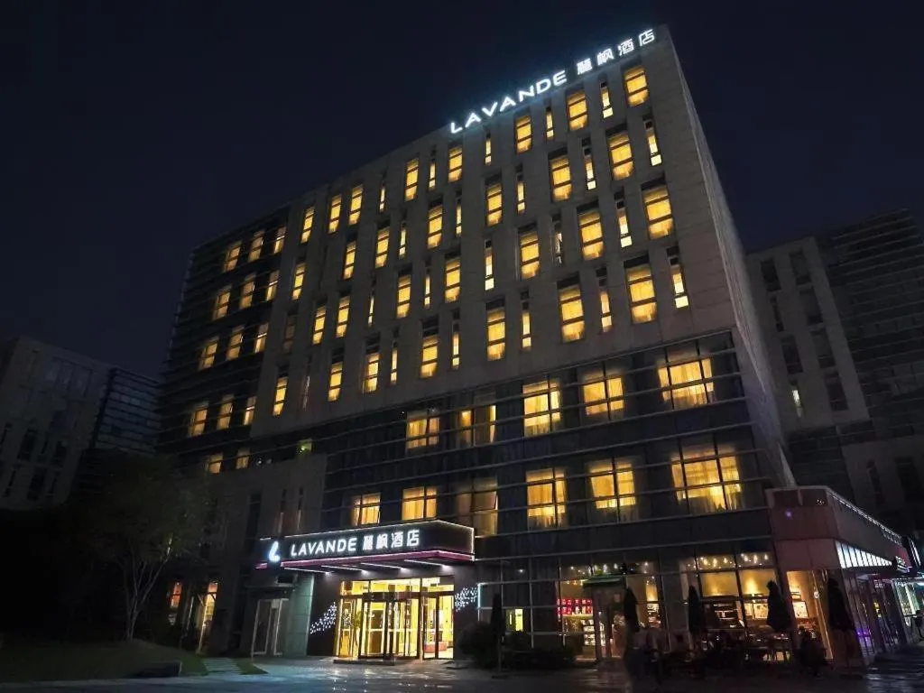 Lavande Hotel Shanghai Jing'an Shibei Gaoxin