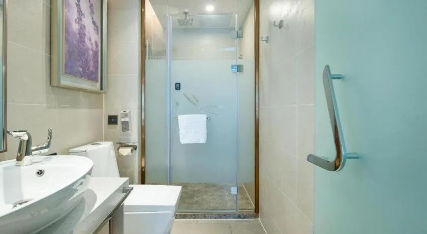 Lavande Hotel Shaoguan Bainian East Street Fengcai Building